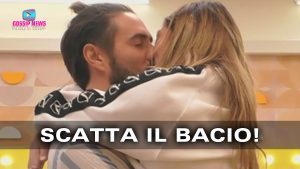gf vip alex soleil bacio